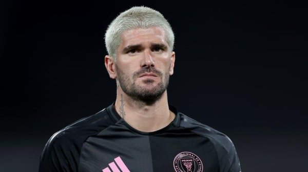 记者：迈阿密支付1700万好意思元买断德保罗，他占用指定球员限额