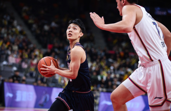 广体直播15日战同曦！3条目对广东成心，3将缺阵无碍徐杰带队大捷