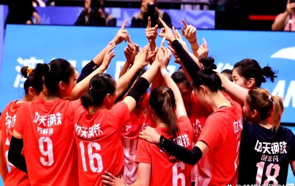 女排联赛：江苏女排少壮首战得手，3-1驯服引进外助的河南，远景值得期待