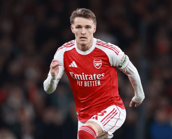 队长风姿! 跟队: 对狼队后厄德高喊话球员念念夺冠发达要更好