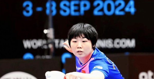 蒯曼打莎莎绝不手软，逼退敌手退赛，莎莎反击挑战鹰眼告捷，契机谈何容易，谁也不可节略毁掉，场上是敌手场下是一又友