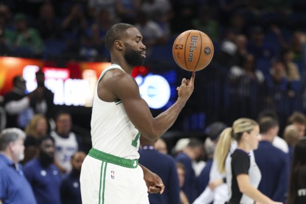 赛季还没到一半呢！上赛季NBA一共13名50+先生 本季于今一经10个